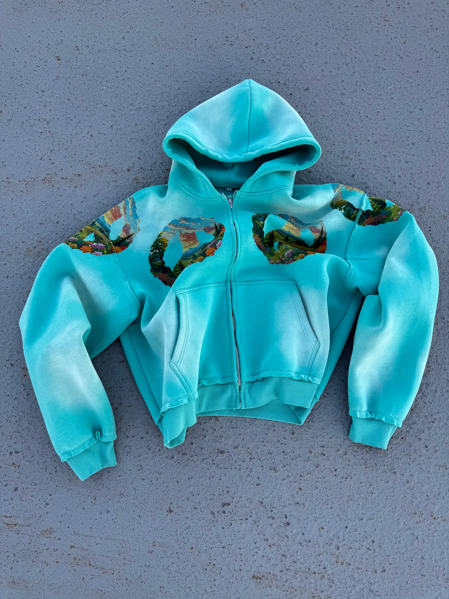 “☮️” Zip Up Hoodie